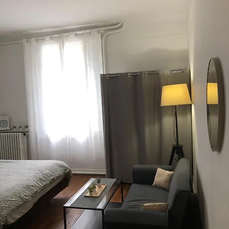 Cosy Tres Bien Situe